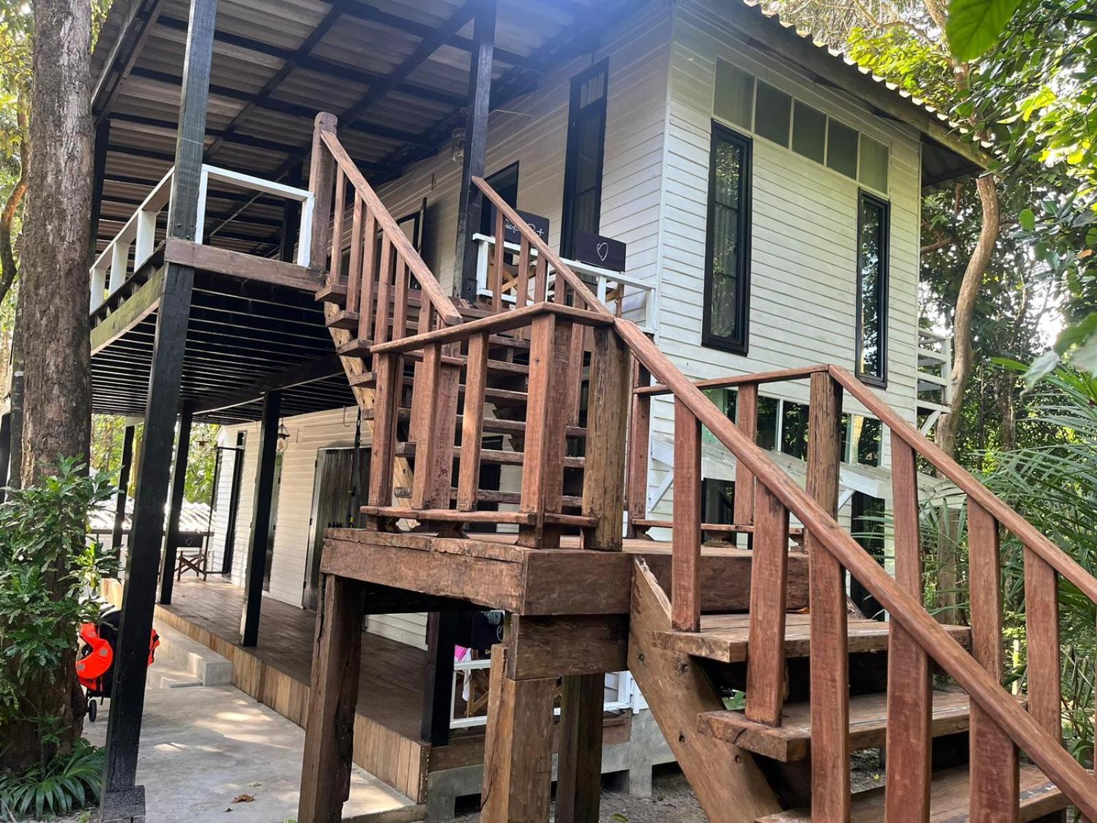 Barefoot Project Formerly Baan Klong Kleng Koh Phayam Exterior foto